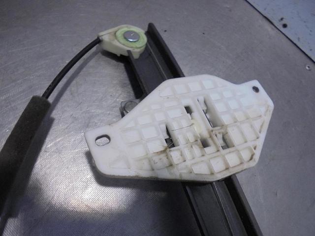 96647520 Motor del elevalunas de la puerta delantera izquierda  disponible Málaga