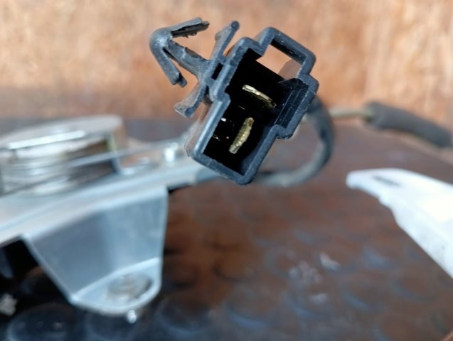 96647592 GM Motor del elevalunas de la puerta trasera derecha comprar Bilbao