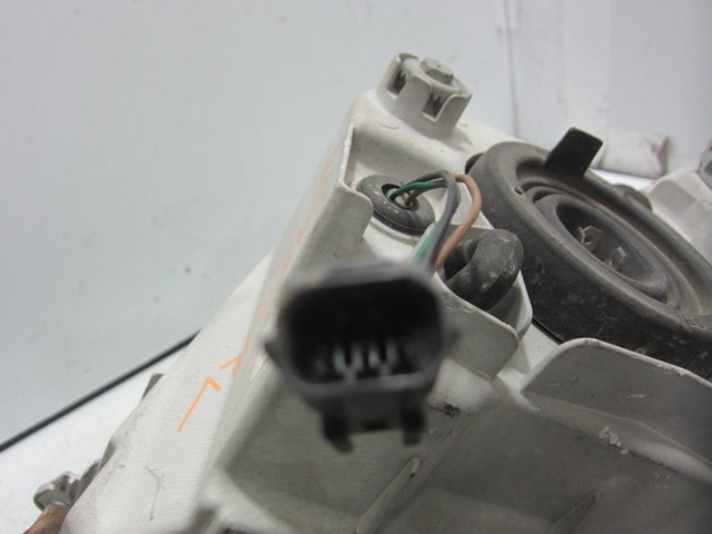 Faro derecho Chevrolet Aveo 2 T250, T255