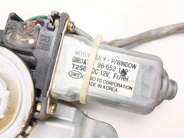 96652142 GM Motor del elevalunas de la puerta delantera derecha  disponible Vigo