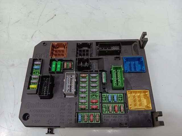 PEUGEOT 9665547480 Caja de fusibles  en stock Salamanca