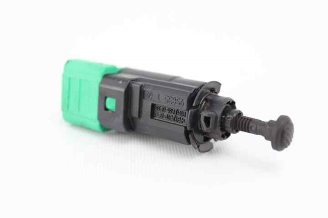 9665602380 PEUGEOT Interruptor de luz de freno  comprar en Lleida