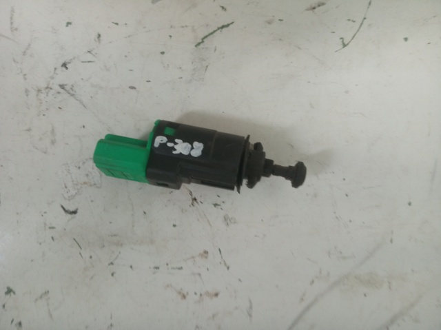 9665602380 Interruptor de luz de freno  en stock Sabadell