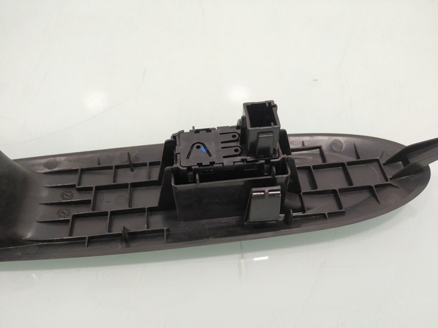 96657056ZD PEUGEOT Unidad de control de elevalunas delantero derecho  comprar en Lleida