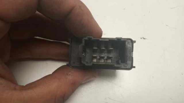 96657927ZD Botón de encendido del motor del elevalunas delantero izquierdo comprar Girona