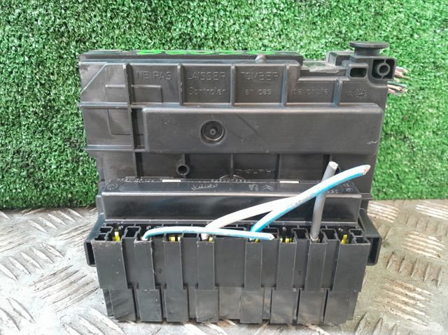 PEUGEOT 9666700480 Caja de fusibles  disponible Lugo