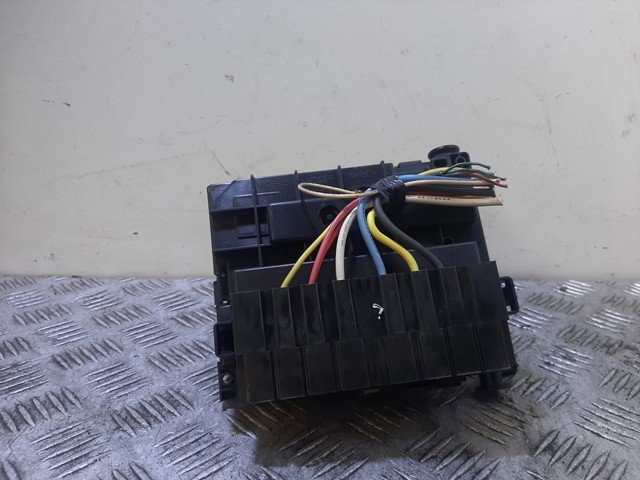 9666700480 Caja de fusibles  en stock Granada