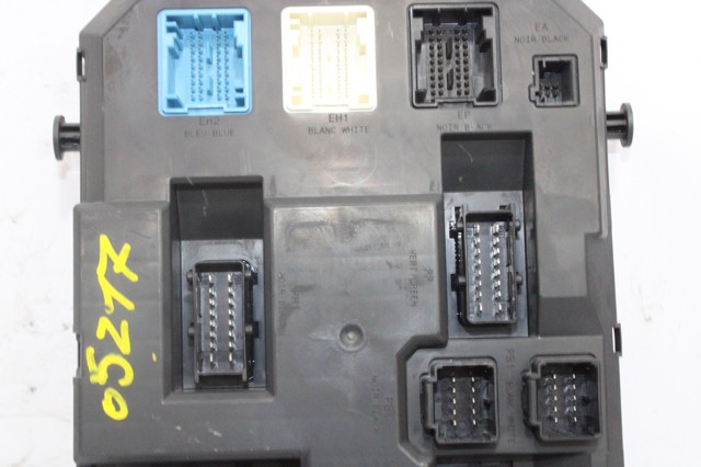 PEUGEOT 9666952280 Caja de fusibles trasera interior  en stock Salamanca