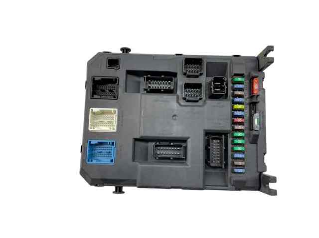 9666952280 PEUGEOT Caja de fusibles trasera interior  disponible Alicante