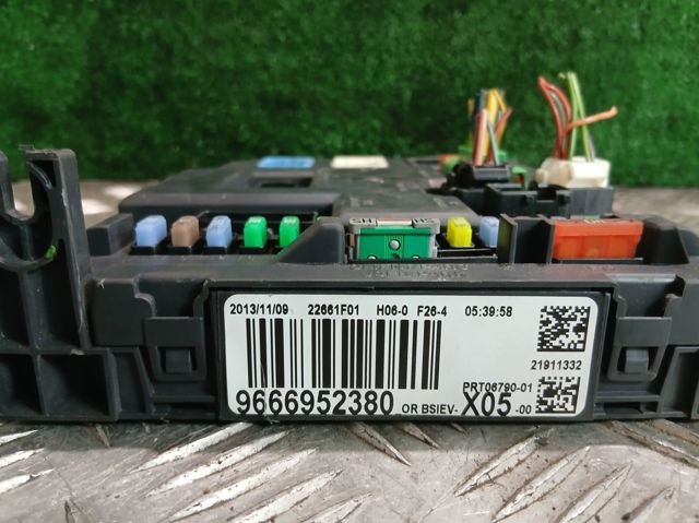 9666952380 Caja de fusibles  comprar en Zaragoza