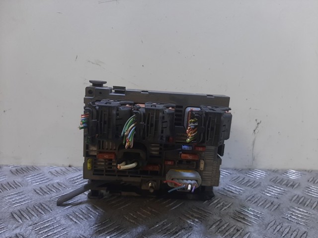 9667044880 PEUGEOT Caja de fusibles  en stock Córdoba