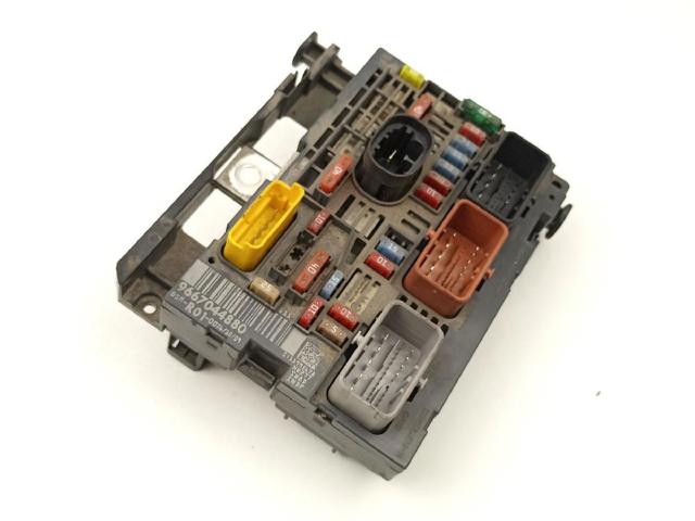 9667044880 Peugeot/Citroen