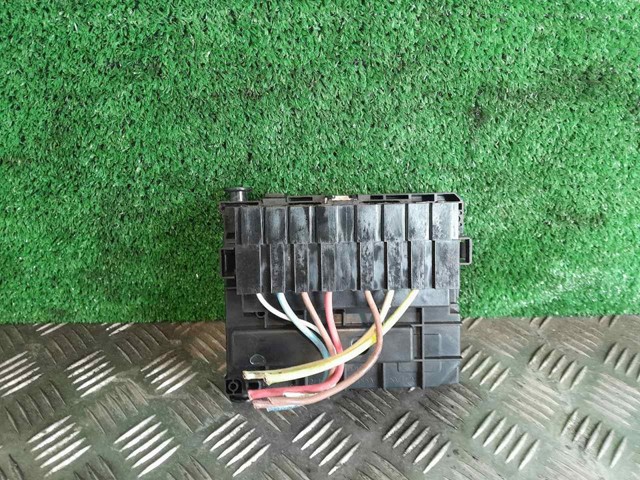 Caja de fusibles Citroen C4 UA