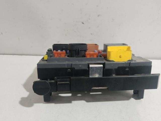 9667044880 PEUGEOT Caja de fusibles  disponible Ourense