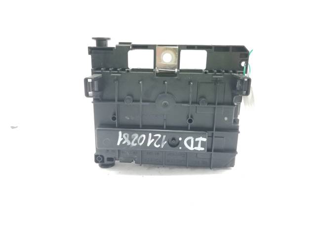 Caja de fusibles Citroen C4 UA