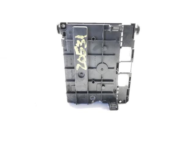 Caja de fusibles Citroen C4 UA