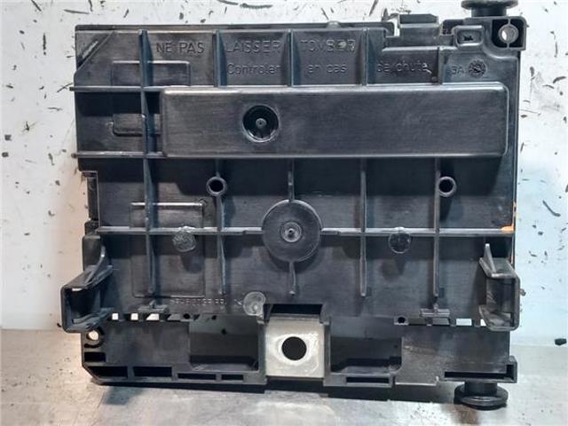9667044980 PEUGEOT Caja de fusibles comprar Alcalá