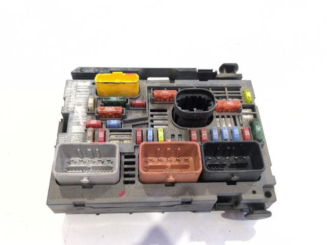 9667044980 PEUGEOT Caja de fusibles  disponible Alicante