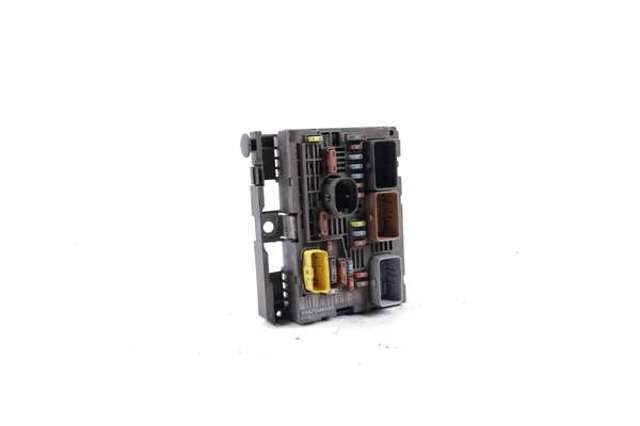 9667044980 Caja de fusibles  comprar en Pontevedra
