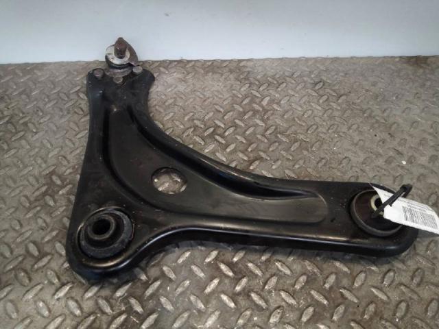 PEUGEOT 9670771480 Brazo inferior derecho de la suspensión delantera comprar Barcelona