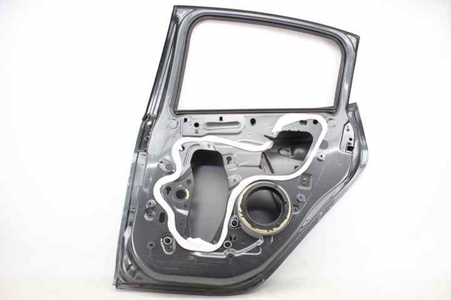 9671907480 PEUGEOT Puerta trasera derecha comprar Bilbao
