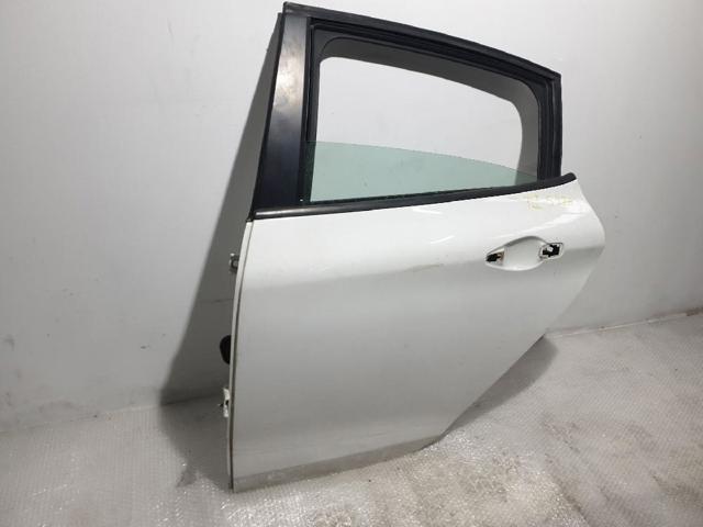 Puerta trasera izquierda Peugeot 208 CA, CC
