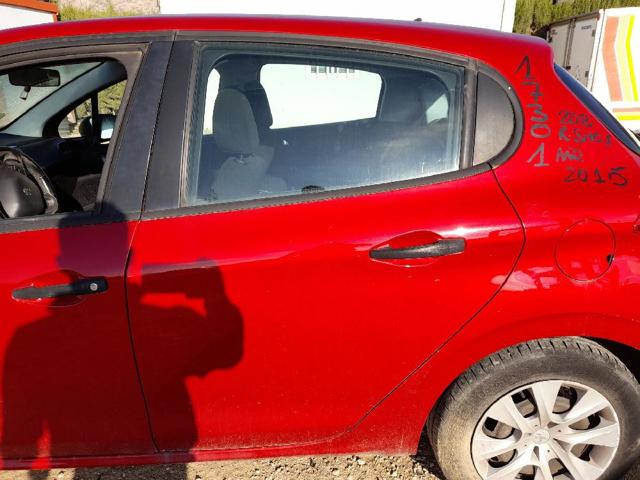 Puerta trasera izquierda Peugeot 208 CA, CC