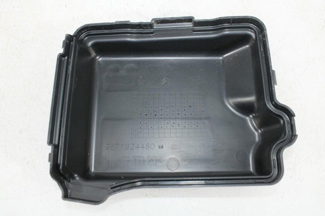 9671924480 PEUGEOT Tapa de la caja de fusibles  en stock Huelva