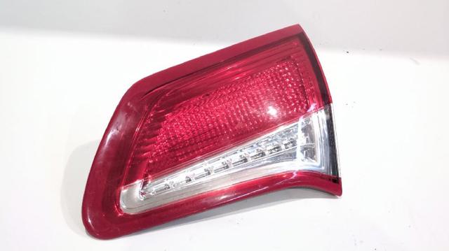 967215548001 Piloto trasero interior derecho  en stock Sabadell
