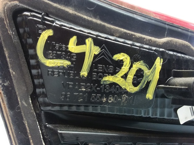 967215548001 PEUGEOT Piloto trasero interior derecho  en stock Huelva