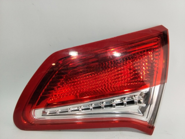 967215548001 Piloto trasero interior derecho  disponible Málaga