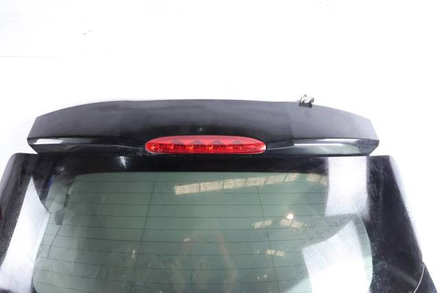 Puerta de maletero Peugeot 208 hatchback comprar en España