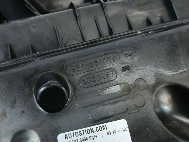 Casco de filtro de aire Peugeot 408