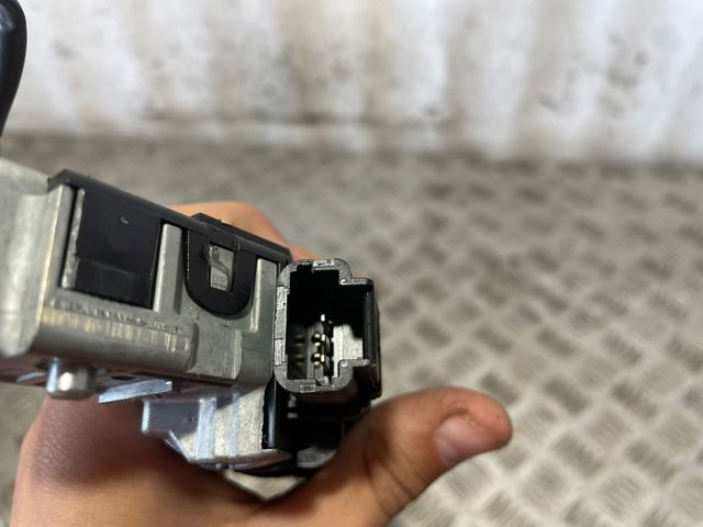 Comprar Cerradura de encendido Peugeot 2008 II  a bajo precio