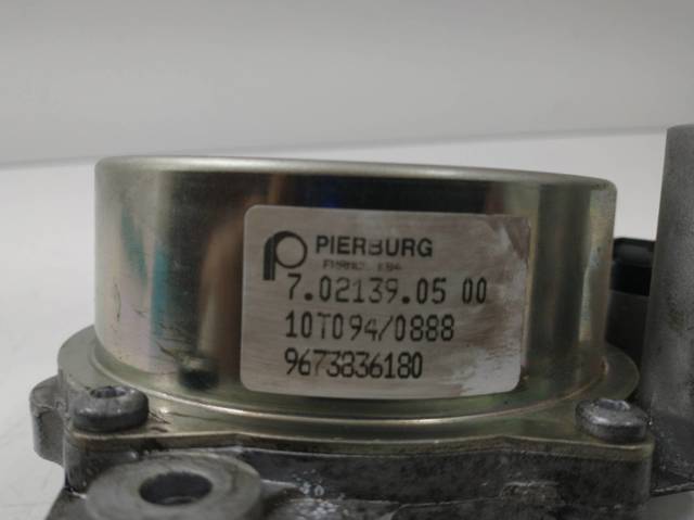 FORD 9673836180 Bomba de vacío  en stock Valencia
