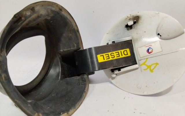 Tapa de la gasolina (depósito de combustible) Peugeot 208 CA, CC