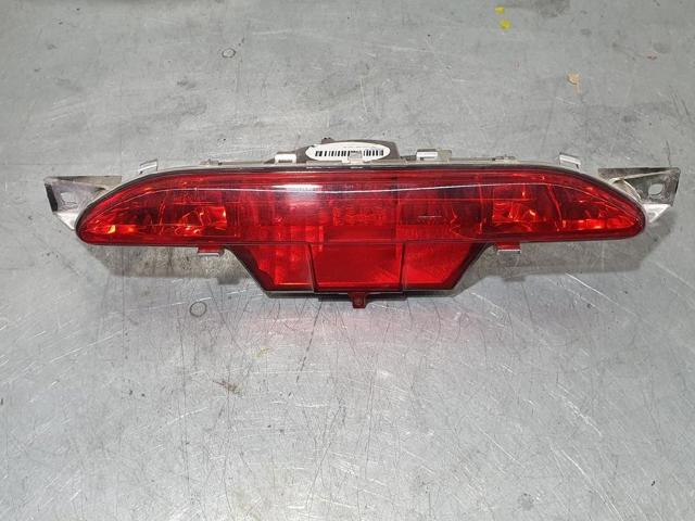 9674308980 PEUGEOT Luz antiniebla trasera  en stock Gandía