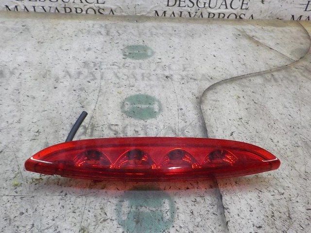 9674309080 PEUGEOT Tercera luz de freno  en stock Huelva