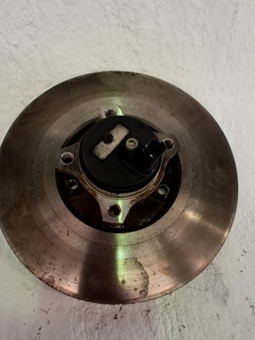 PEUGEOT 9674375280 Cubo de rueda trasero  en stock Terrassa