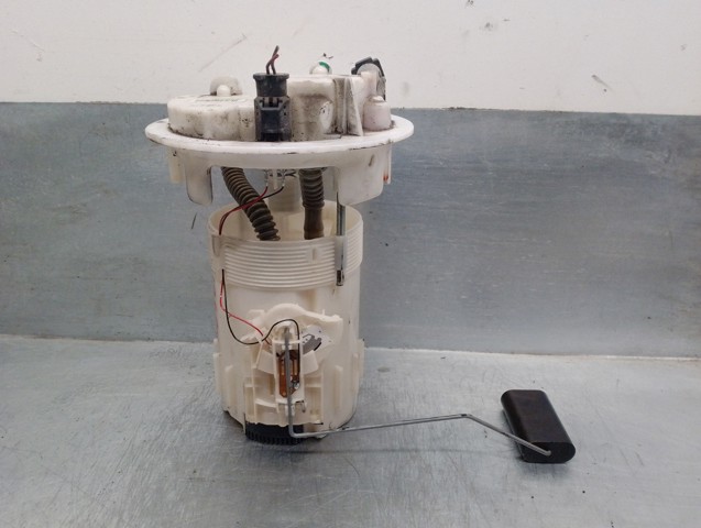 9674461380 Módulo de bomba de combustible con sensor de nivel de combustible  disponible Málaga