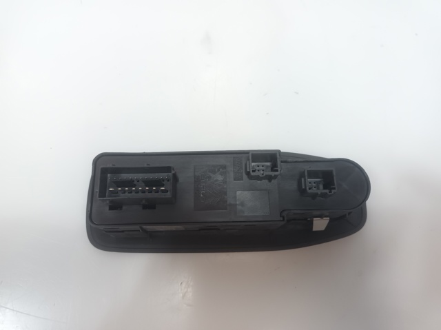PEUGEOT 96749624ZD Unidad de control de elevalunas delantera izquierda  comprar en Albacete