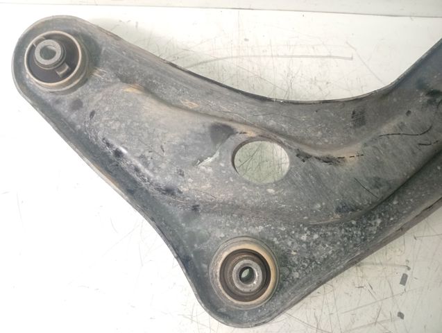 9675028880 Brazo inferior derecho de la suspensión delantera comprar Sevilla
