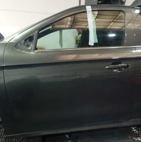 9675195180 Puerta delantera izquierda  disponible Burgos