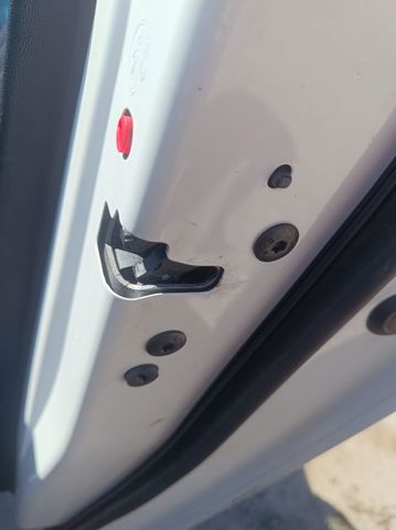 9675505480 PEUGEOT Cerradura de la puerta trasera derecha comprar Alcalá