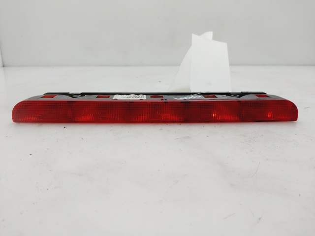 Tercera luz de freno para Peugeot 301 