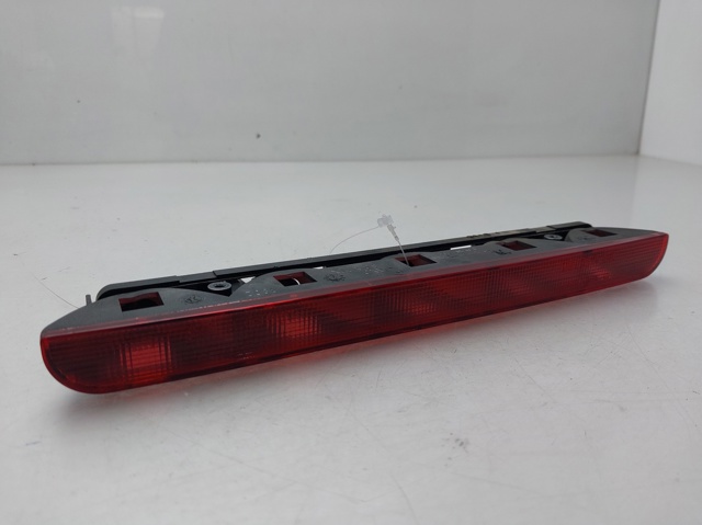 Luz central de freno Peugeot 301  (2013-2026)