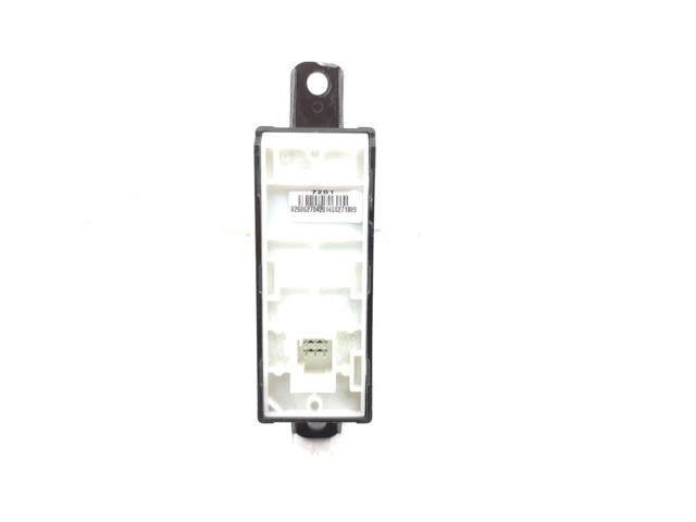 96758773XU PEUGEOT  en stock Gandía