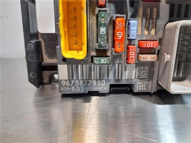PEUGEOT 9675877980 Caja de fusibles  en stock Valencia