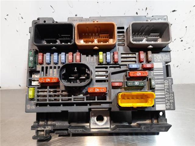 PEUGEOT 9675877980 Caja de fusibles  comprar en Albacete