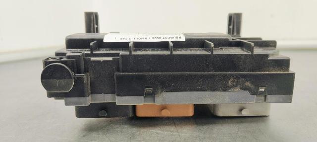 Caja de fusibles Citroen C4 UA